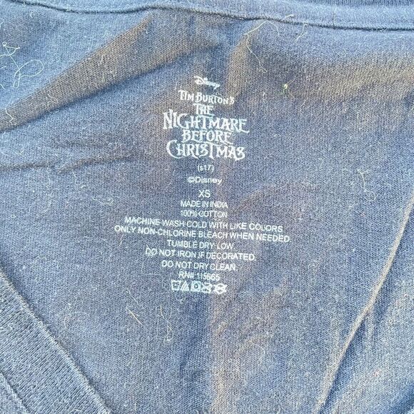 The Nightmare Before Christmas Women's V-Neck  T-Shirt Sz. XS - Picture 3 of 6